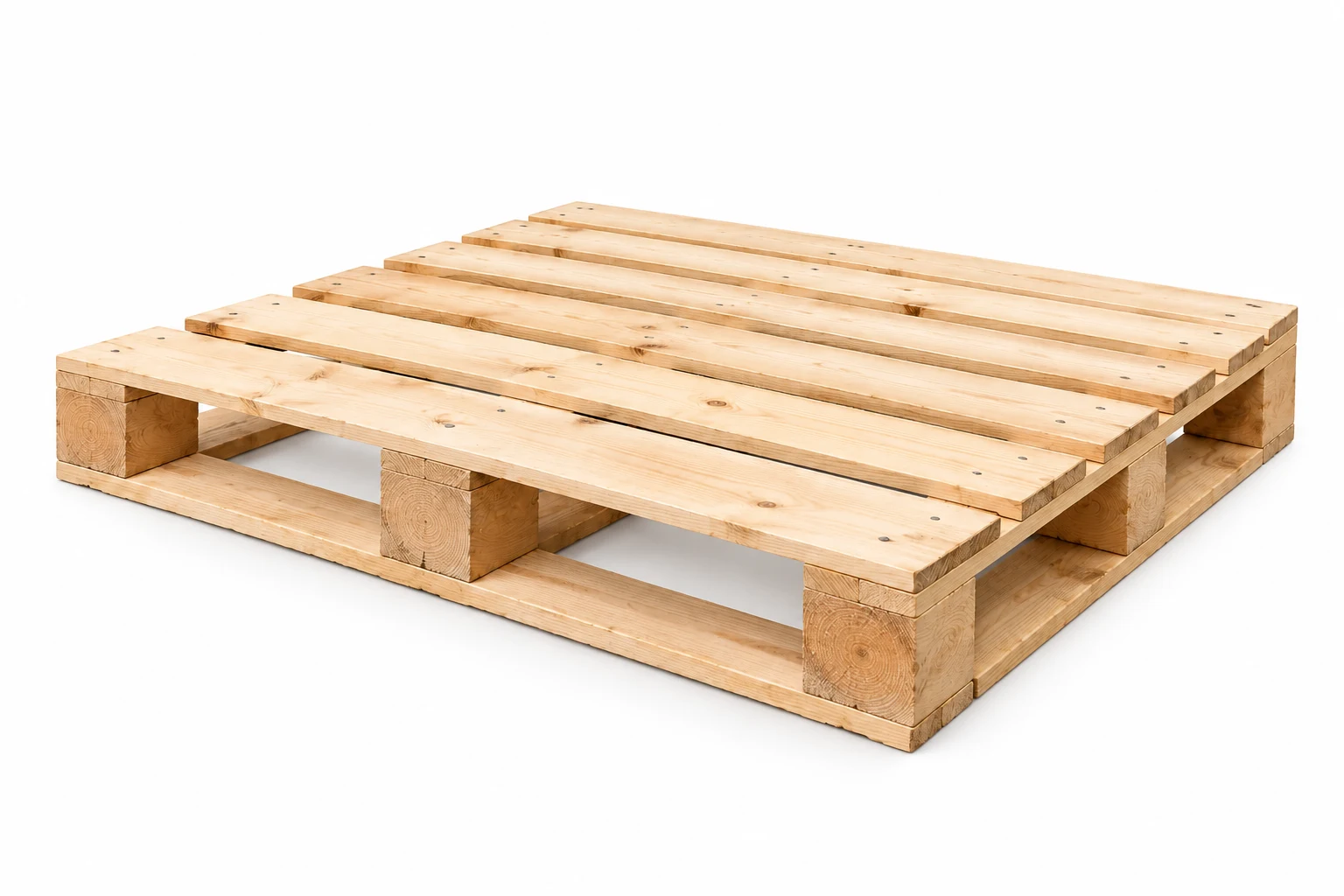 Representative wooden pallet for heat-treatment enquiries on a white background; appearance alone cannot prove treatment. Noble Pallets & Packaging, Pakistan.