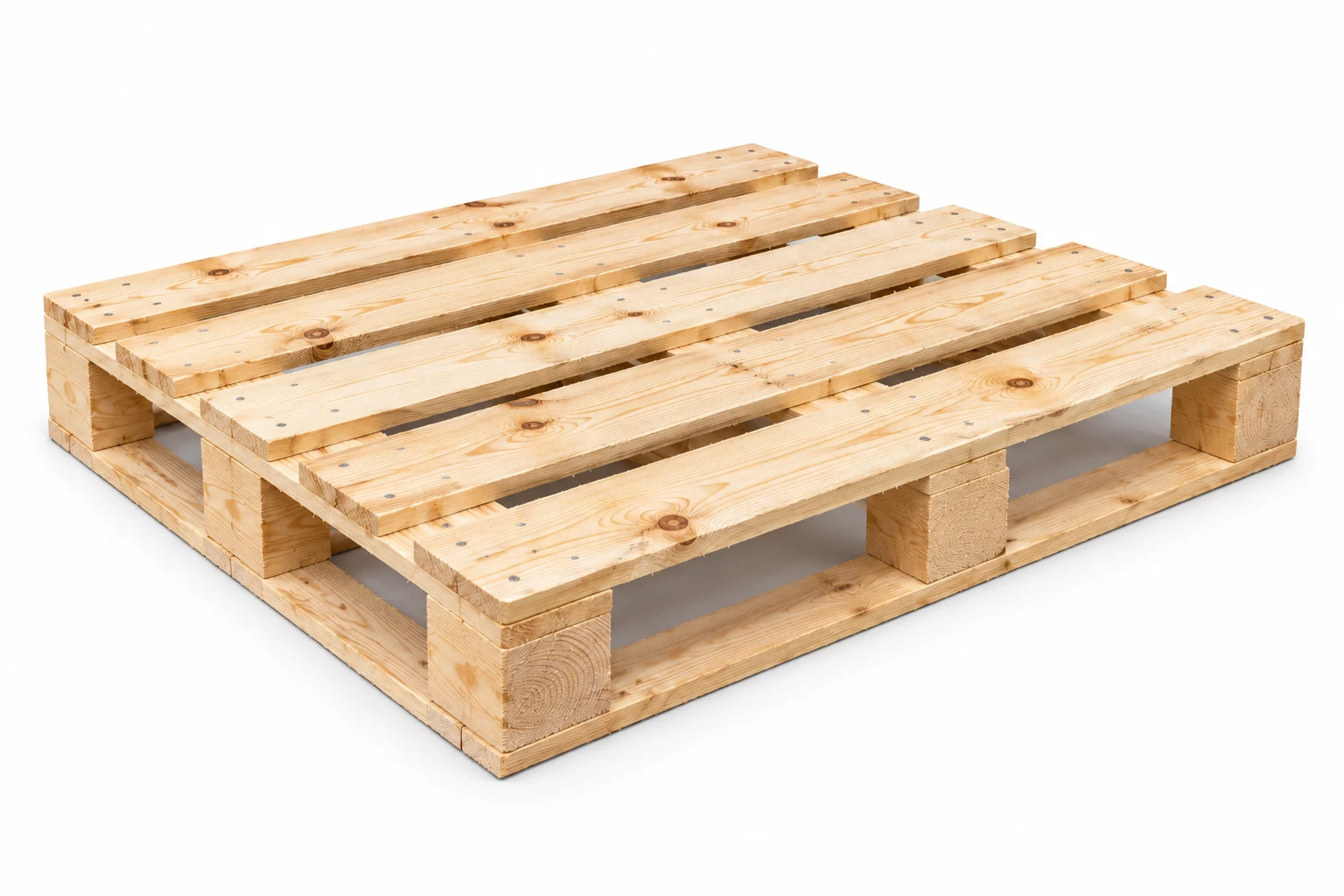 Representative pine wooden pallet with visible timber grain and knots on a white background. Noble Pallets & Packaging, Pakistan.