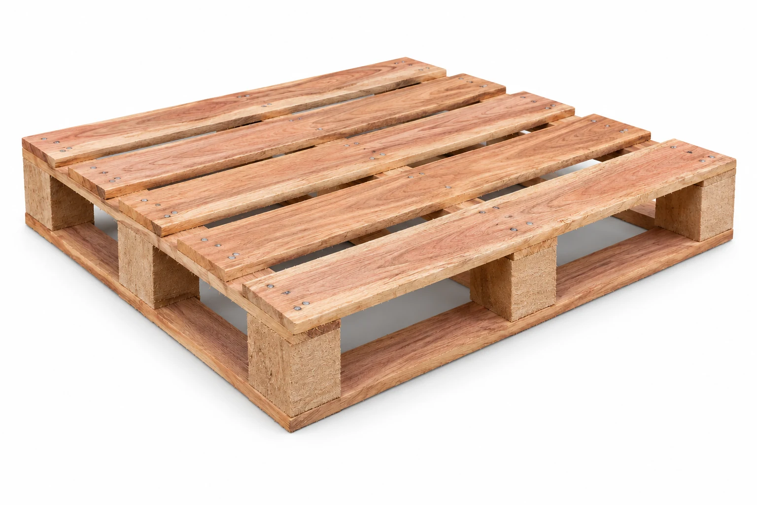 Representative safeeda / eucalyptus wooden pallet with distinctive timber grain on a white background. Noble Pallets & Packaging, Pakistan.