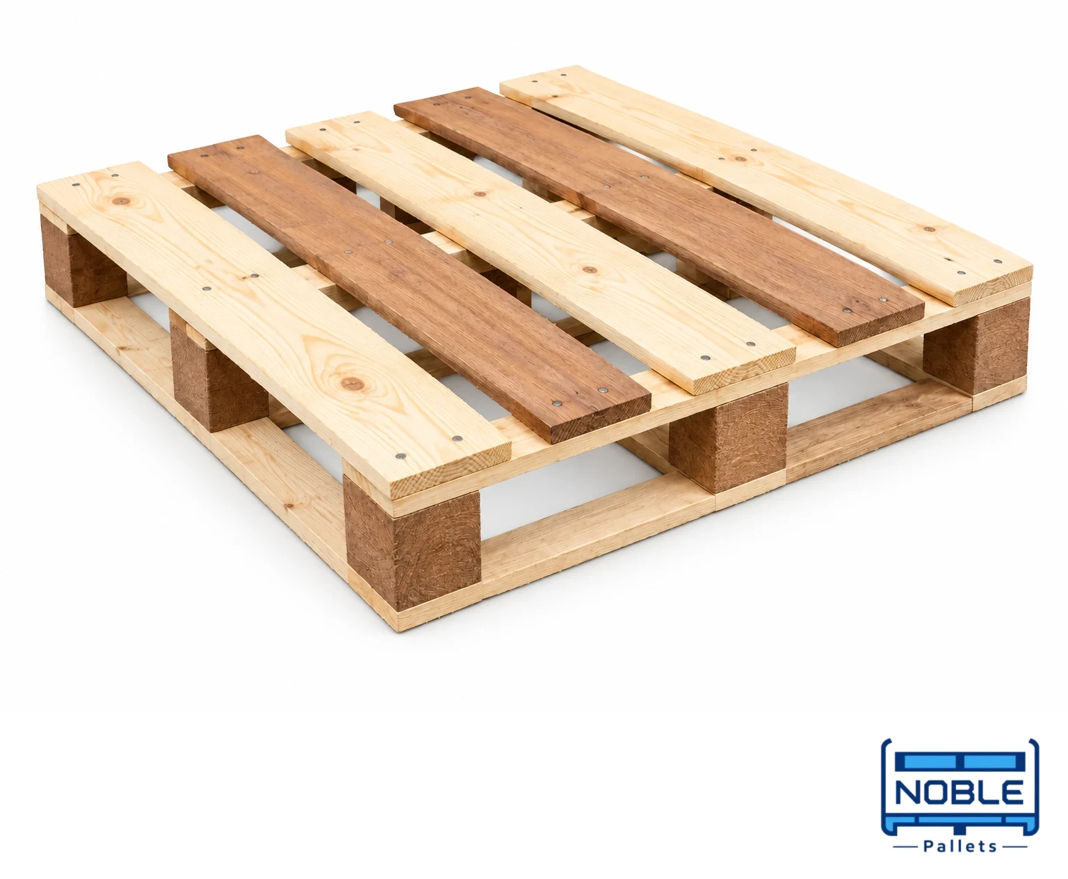 Representative mixed-wood pallet with varied timber grain and colour on a white background. Noble Pallets & Packaging, Pakistan.